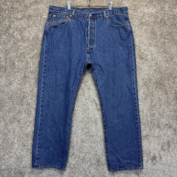 Levis 501 Jeans Mens 40x30 Blue Original Straight Medium Wash Denim Button Fly - Picture 2 of 11